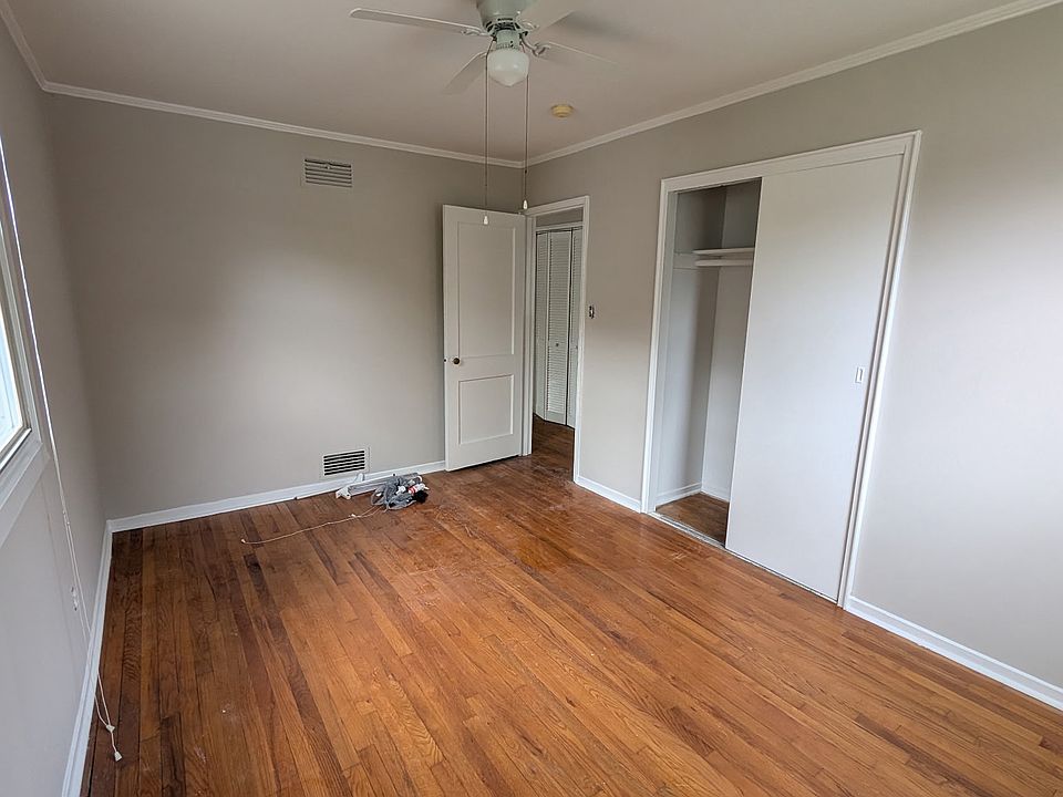 1st image of 554 Overlook St