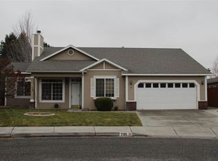 735 N Nevada Ct, Kennewick, WA 99336