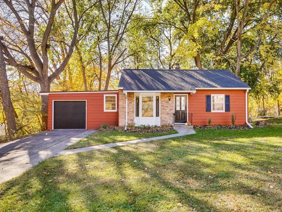 401 Grace St, Red Wing, MN 55066