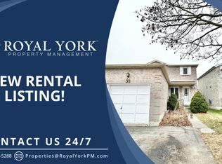 32 Large Cres #2, Ajax, ON L1T 2R5