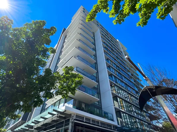159 W 2nd Ave #1402, Vancouver, BC V5Y 0L8