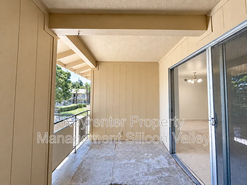 1 bed, 1.0 bath, 735 sqft, $2,450 — Photo 4