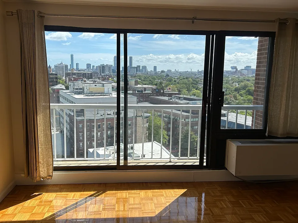 1105 Massachusetts Ave #12G