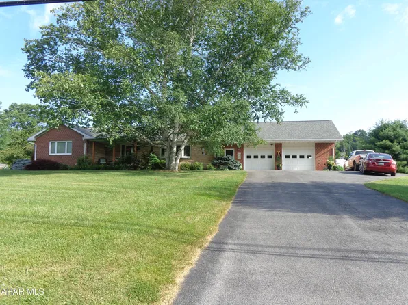 512 Puzzletown Rd, Duncansville, PA 16635