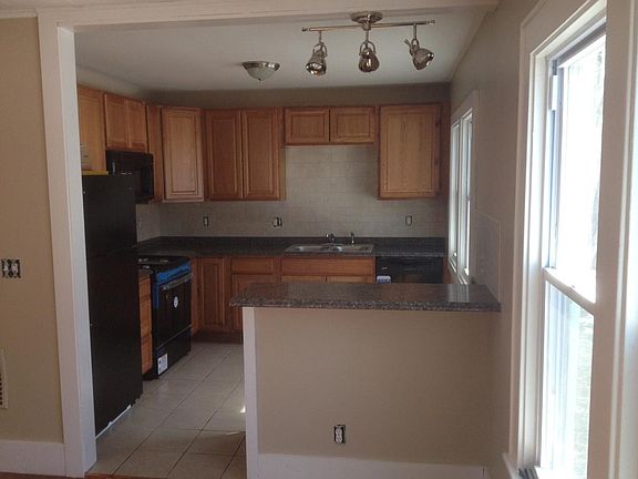 2nd image of 490 Pleasantview Ave Floor 1