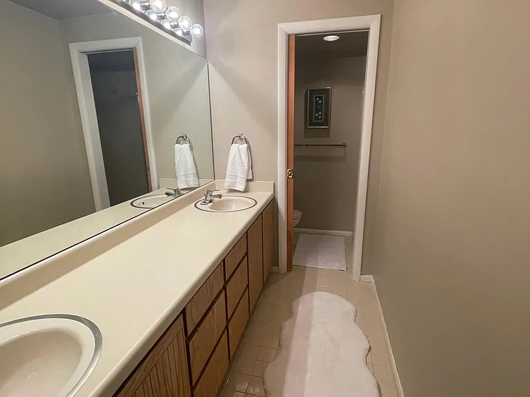 2505 Fairway Village Dr — Photo 5