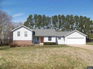 143 Sugar Ln, Martin, TN 38237
