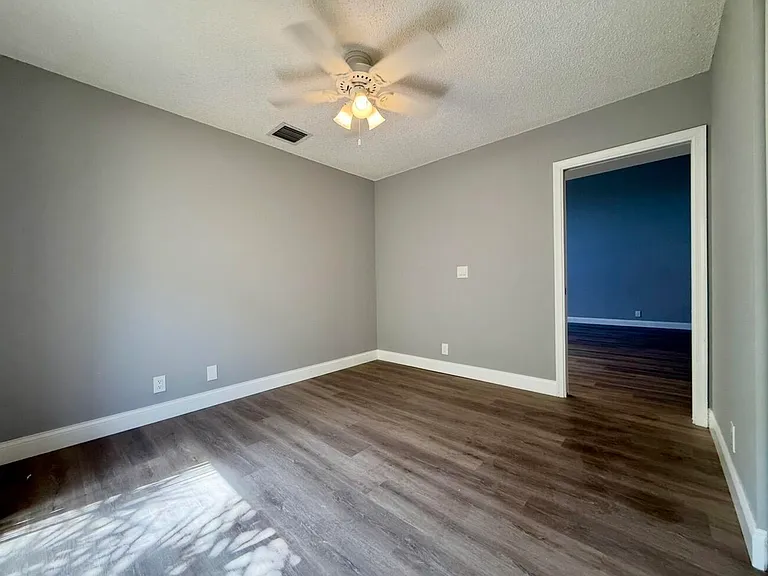 432 Ashwood Pl — Photo 41