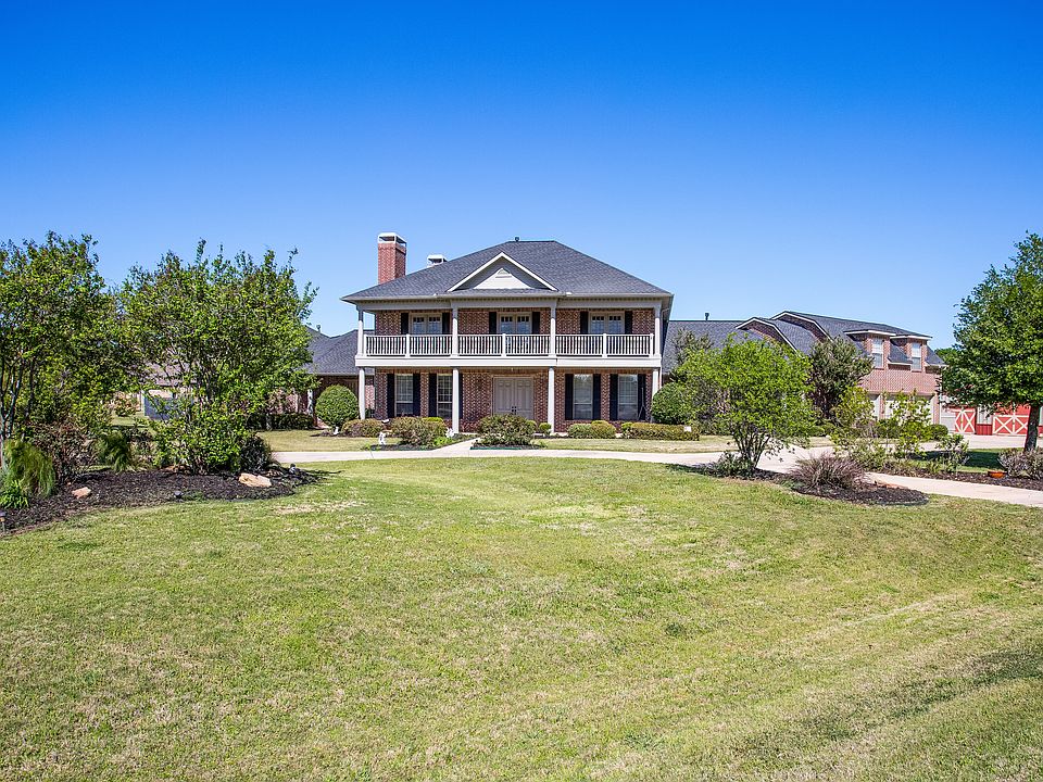 1st image of 1300 Palomino Cir