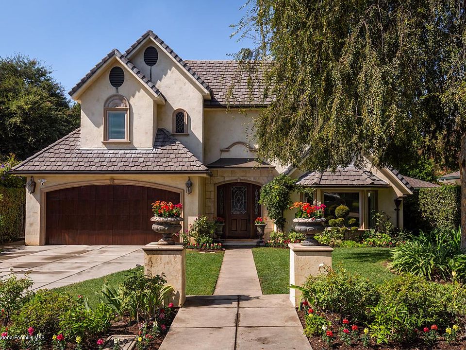 1st image of 4809 Burgoyne Ln