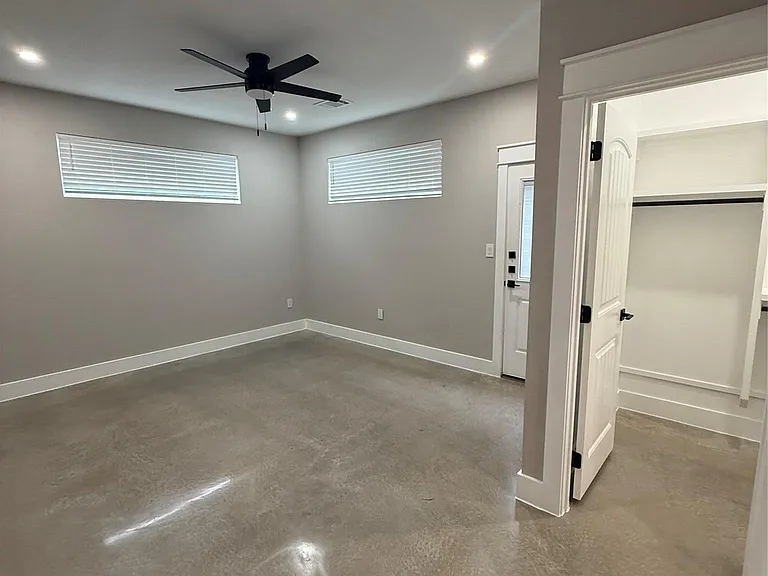 201 N Vandeveer St — Photo 14