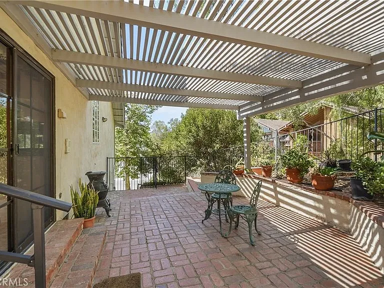 22755 Dale Ct — Photo 23