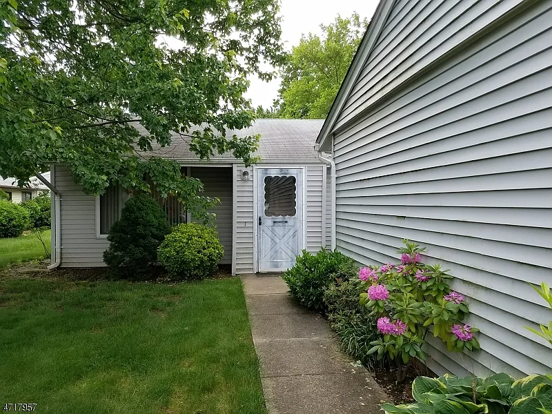 253A Belmar Rd photo 1