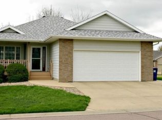4921 S Kalen Pl, Sioux Falls, SD 57108