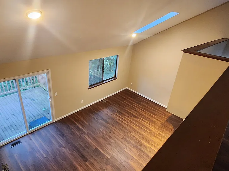 616 Mountain View Way — Photo 9