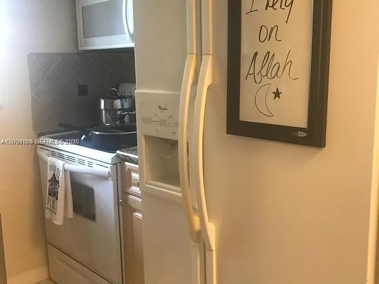 4163 SW 67th Ave #116C — Photo 9