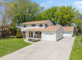 319 7th St SW, Eyota, MN 55934