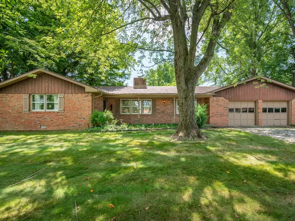 455 E Edgewood Dr, Shelbyville, IN 46176