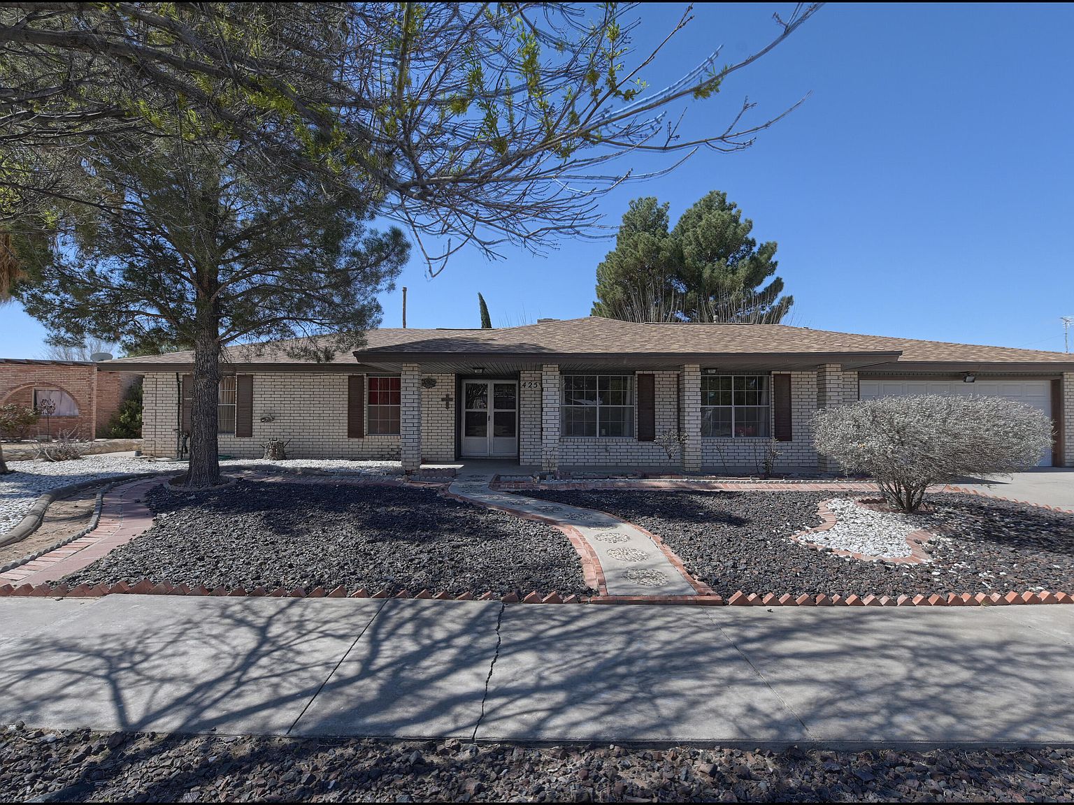 425 Penroy Ln, Horizon City, TX 79928 Zillow