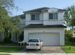 9952 NW 18th St, Pembroke Pines, FL 33024