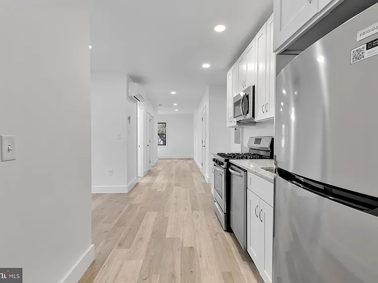 1353 Nicholson St NW #1 — Photo 6