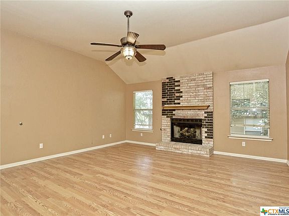 5th image of 131 Dolly St