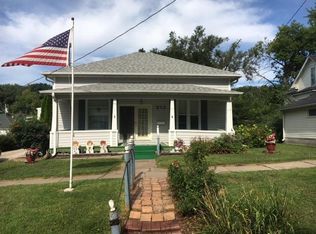 212 S 1st Ave, Logan, IA 51546