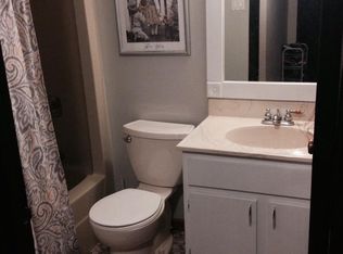 6332 Pershing Rd APT 1A, Berwyn, IL 60402