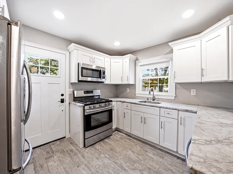 46 Kirby Ln