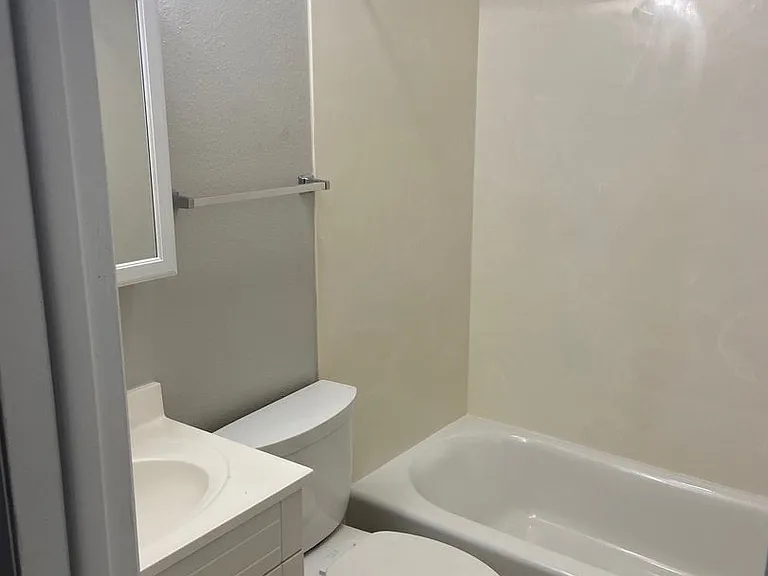 1615 Cottonwood Dr #14 — Photo 12
