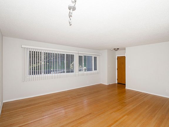 2nd image of 610 Clipper St APT 7