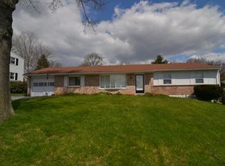 67 Covington Dr, Shrewsbury, PA 17361