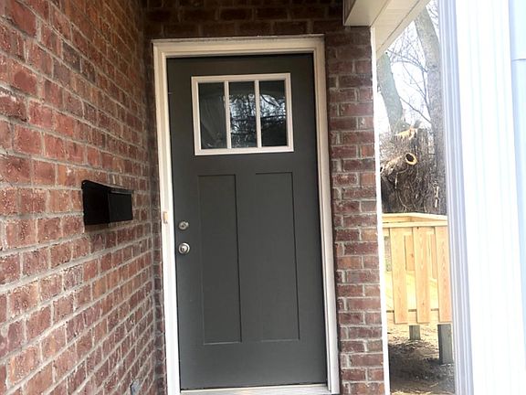 5th image of 1008 Race St