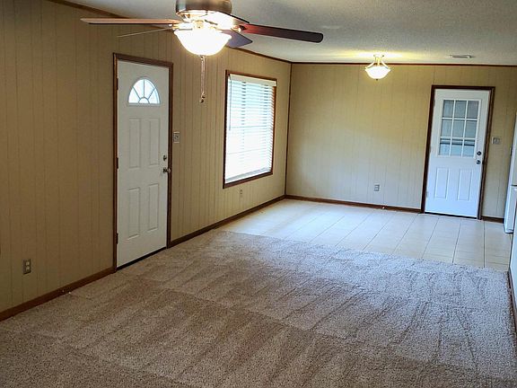3rd image of 323 W Weber Cir