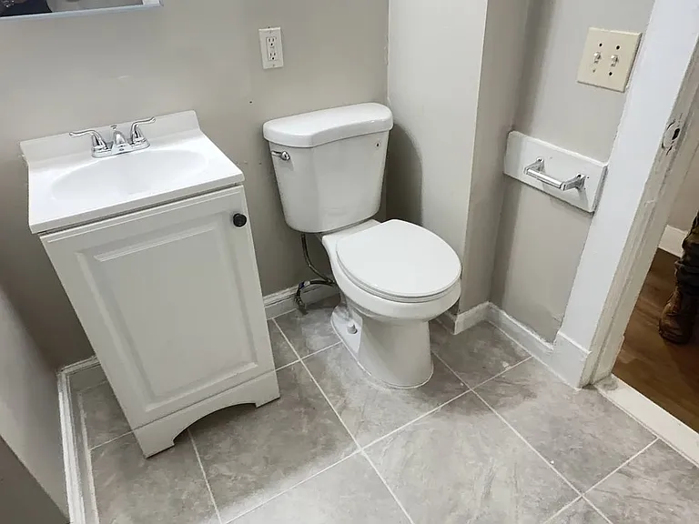 528 Union St #3R — Photo 5