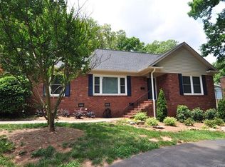 6222 Rose Valley Dr, Charlotte, NC 28210