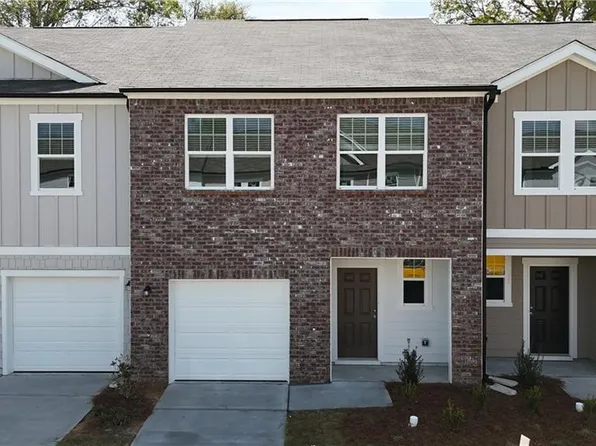 1104 Lucienne Blvd, Auburn, GA 30011