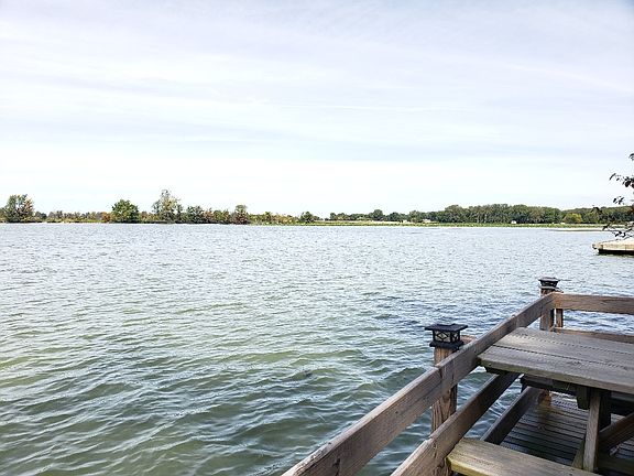 4th image of 6693 Lakeshore Dr