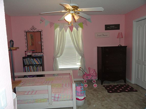 3rd image of 5903 Charloma Dr