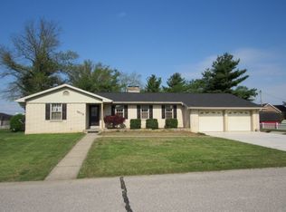 1613 Robin Ln, Mount Vernon, IN 47620