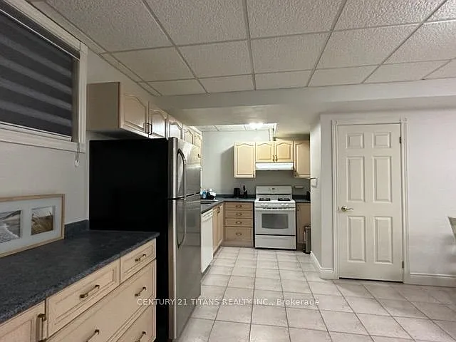 10 Kevlin Rd #BASEMENT — Photo 7