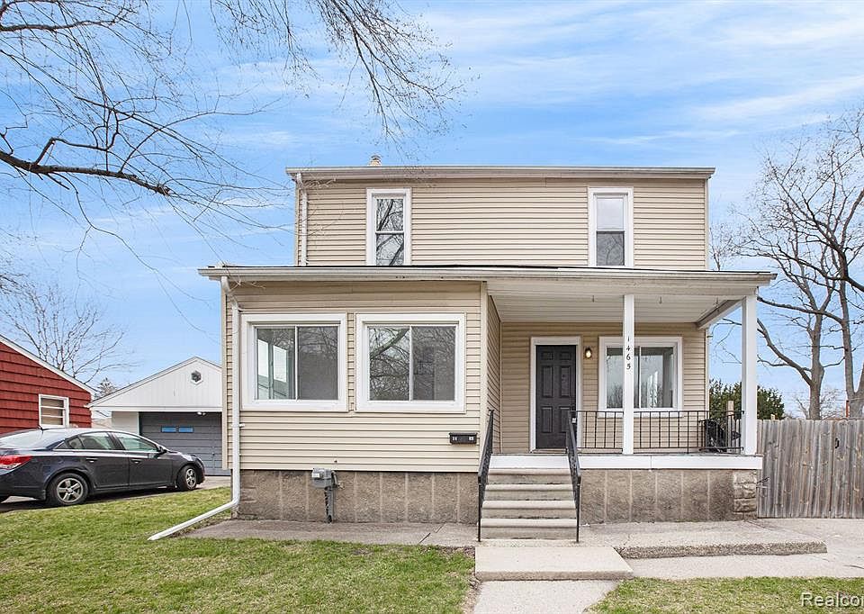 1st image of 1465 E Pearl Ave