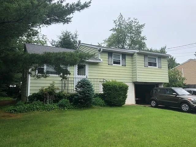 21 Baker Dr photo 1