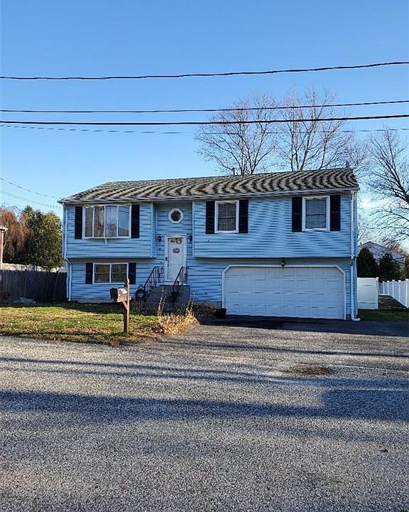 1st image of 14 Sweet Hill Dr