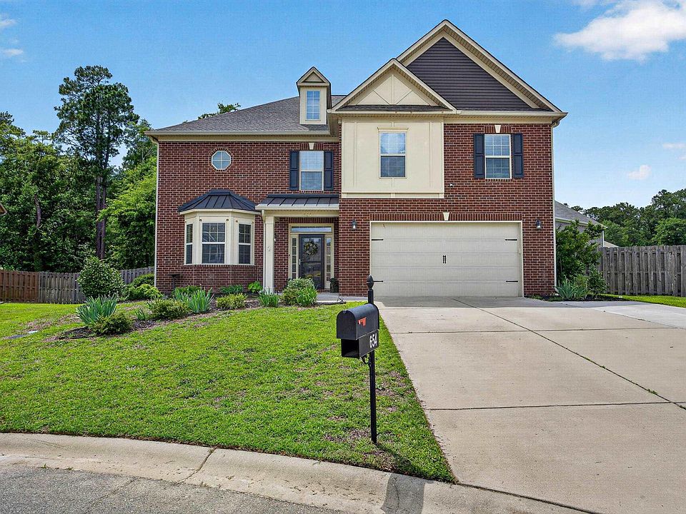 1st image of 654 Stoneywater Ct