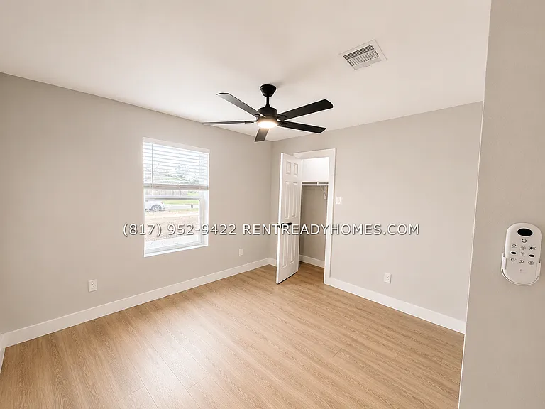 8314 Hamlet St — Photo 5