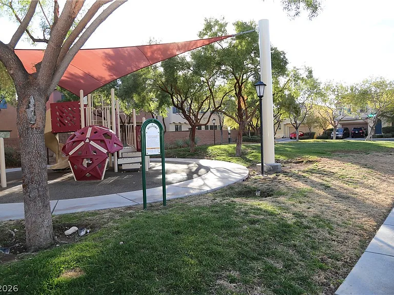 10642 Cave Ridge St — Photo 34