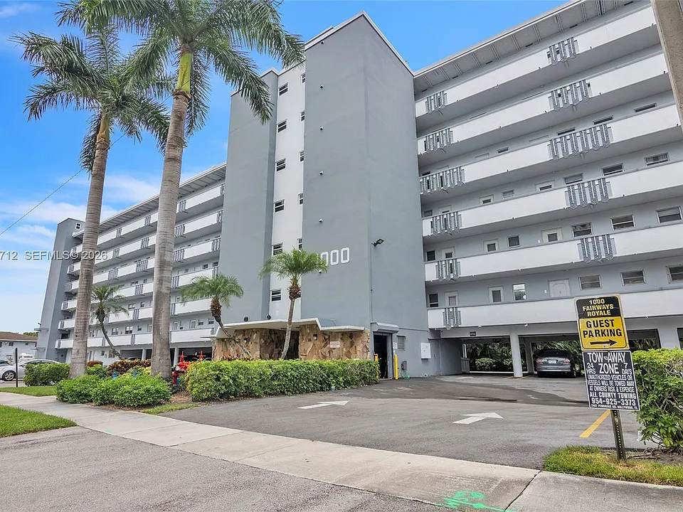1000 NE 14th Ave #503