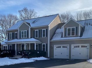 4 Litchfield Ln, Hanson, MA 02341