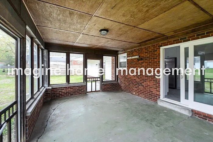 5365 Butler Hill Estates Dr — Photo 16